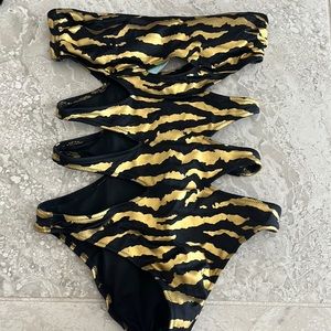 Pink by Victoria’s Secret Sexy Cut Out Bikini